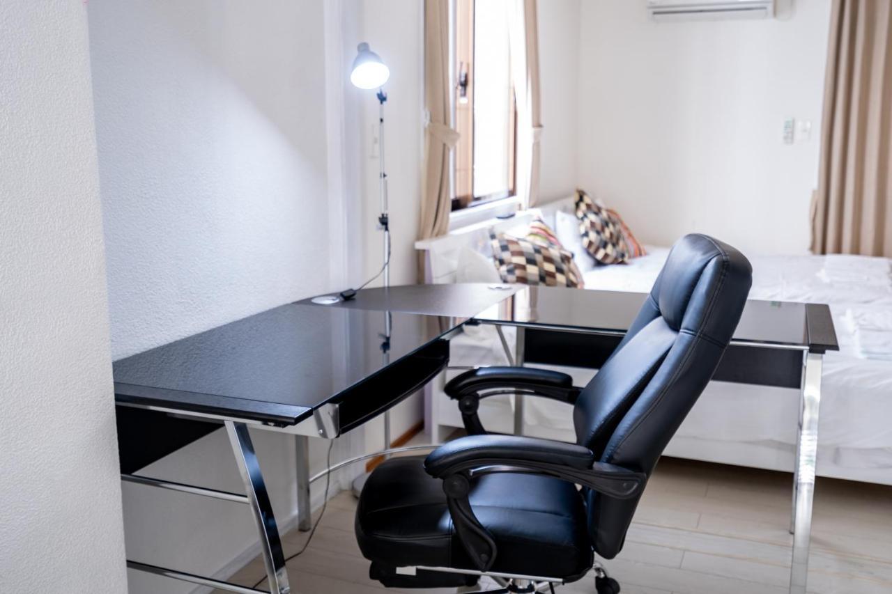 那覇市 Izumisaki Terrace402アパートホテル エクステリア 写真